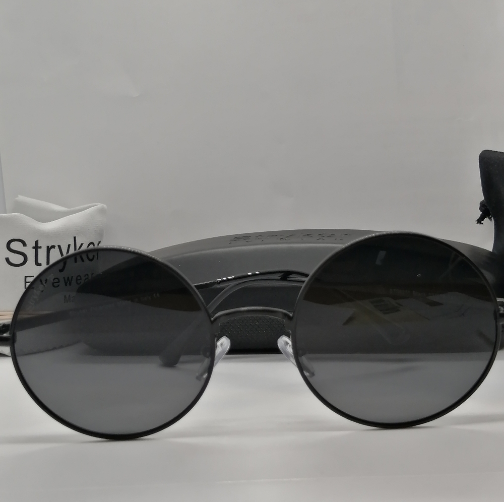 New Stryker Polarized Sunglass Black / Gray lenses